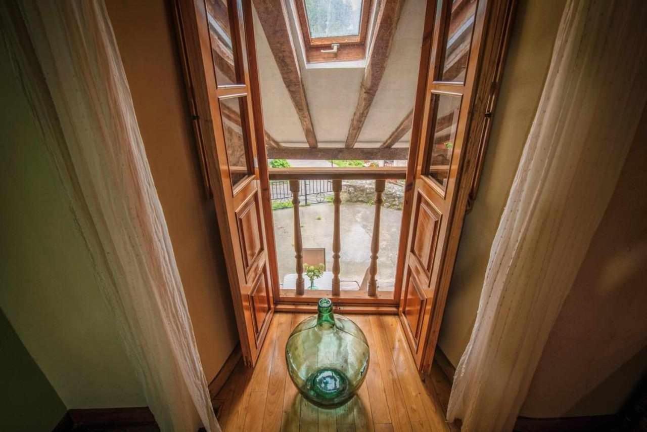 Casa Rural La Carrozal Senda Del Oso Orelleiru Esterno foto